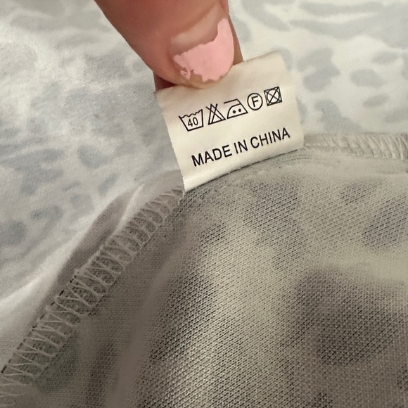 Leopard Print Women's Bomber Jacket - Picture 10 of 16